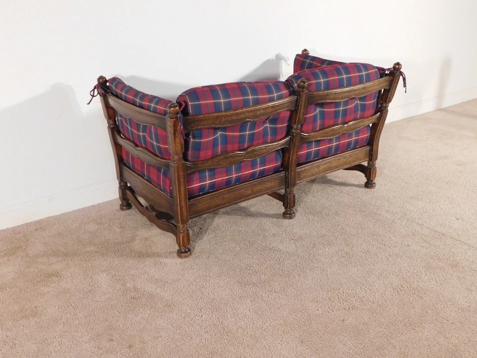 Antique French Dark Oak 1950s / 60s Shell Carved Settee Daybed - Image 2 of 4