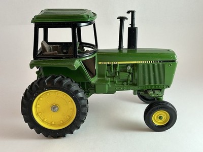 John Deere Ertl Traktor USA Maßstab 1:16, Modell 10 WA-52040 Metall Vintage USA