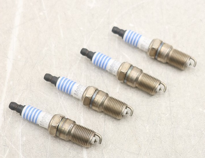 NEW Motorcraft Spark Plugs Set of 4 SP-523-X Escape 07-08 Mazda 6 04-05 3.0L 