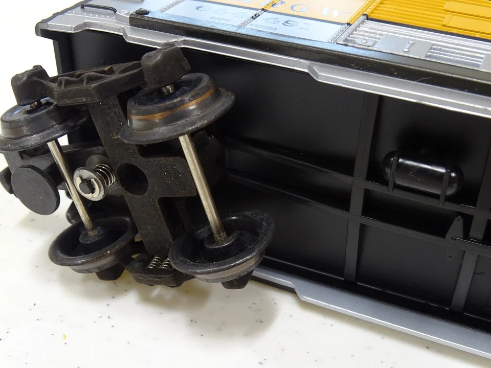 K-Line K-644-1491 Rio Grande Double-Door Boxcar O-Gauge / FedEx FS - Image 3 of 4