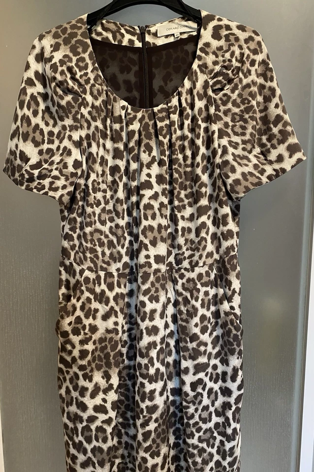 robe de luxe et chic en 100% SOIE GERARD DAREL neuve sans étiquette taille 40 - Photo 2/4