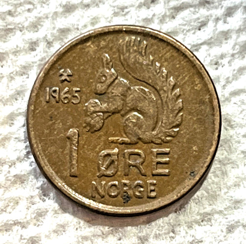 1965 Norway 1 Ore Coin Squirrel with Acorn Animal Wildlife