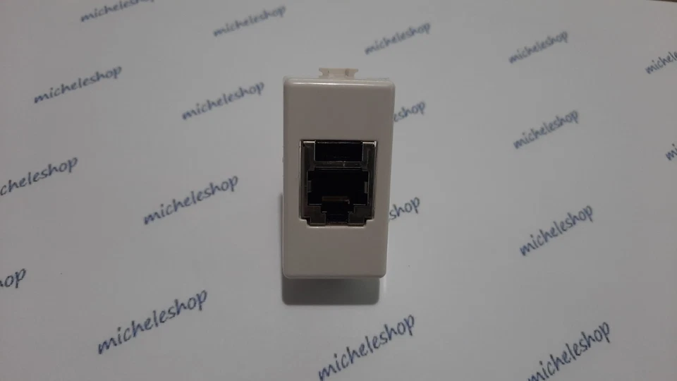 presa di rete dati schermata 10Gbit rj45 cat6A compatibile bticino matix bianco - Immagine 4 di 4