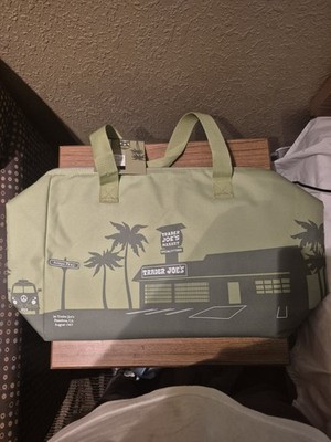 Trader Joe's Green Reusable Shopping Bag All-Over Pattern Store Graphic