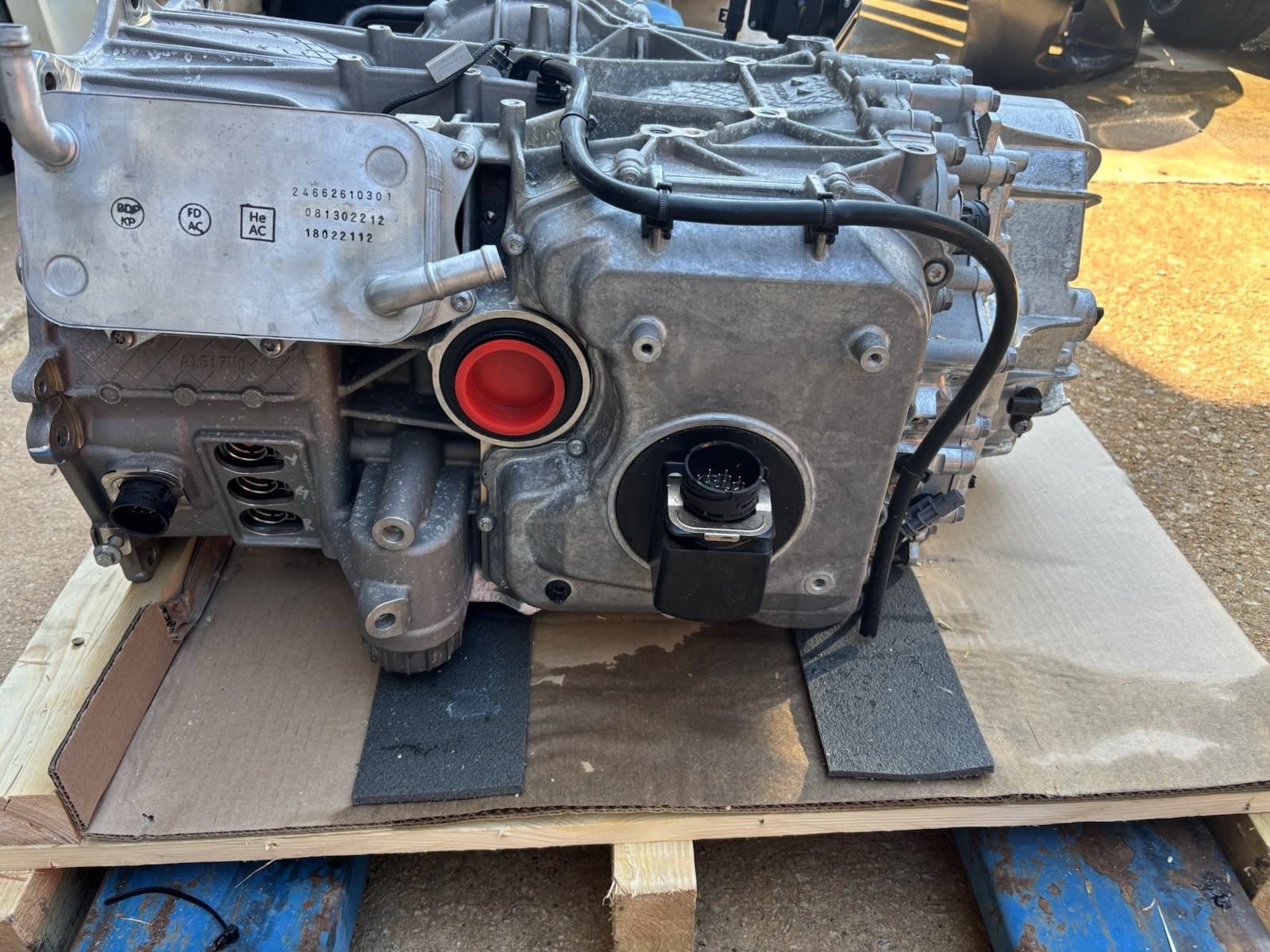 23 McLaren Artura 8 Speed Dual Clutch Transmission A2059060302