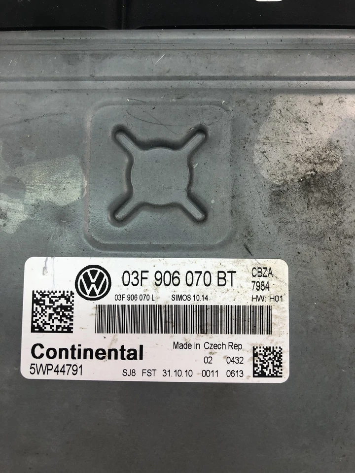 Centralina motore Seat Ibiza IV ST 6J8, 6P8 ECU 03F906070BT 2012 25270799 - Immagine 4 di 4