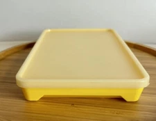 Tupperware Hot Dog Bacon Deli Keeper Container #1292  Yellow Clear Seal ECU