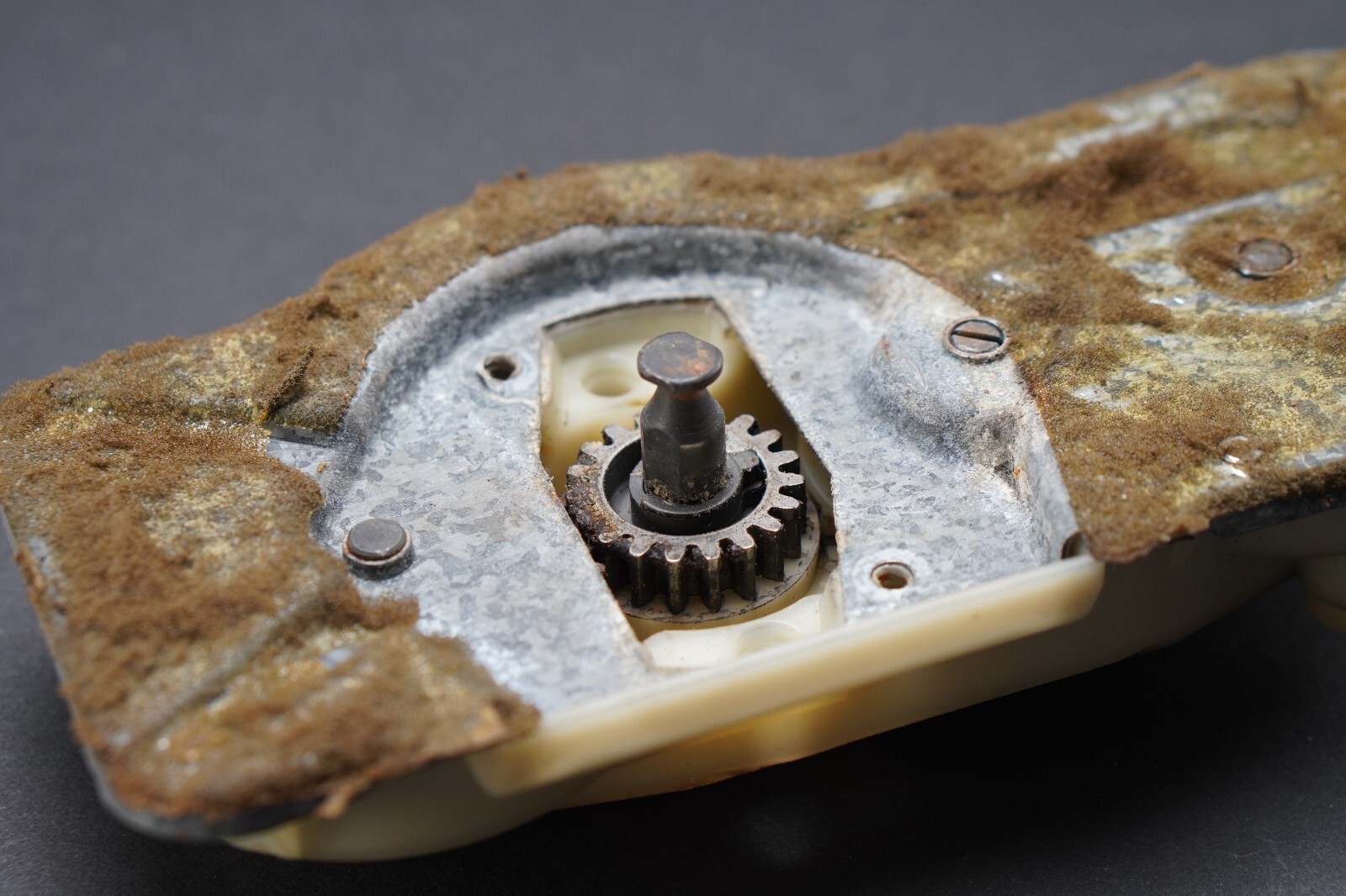 OEM BMW E30 325i Sunroof Manual Crank Gearbox Transmission E21 E24 E28