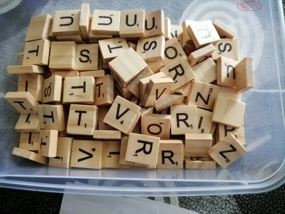 LETTRES DE SCRABBLE A L'UNITE ( DIFFERENTES VERSIONS ) POUR COMPLEMENT JEUX ! - Photo 3/3