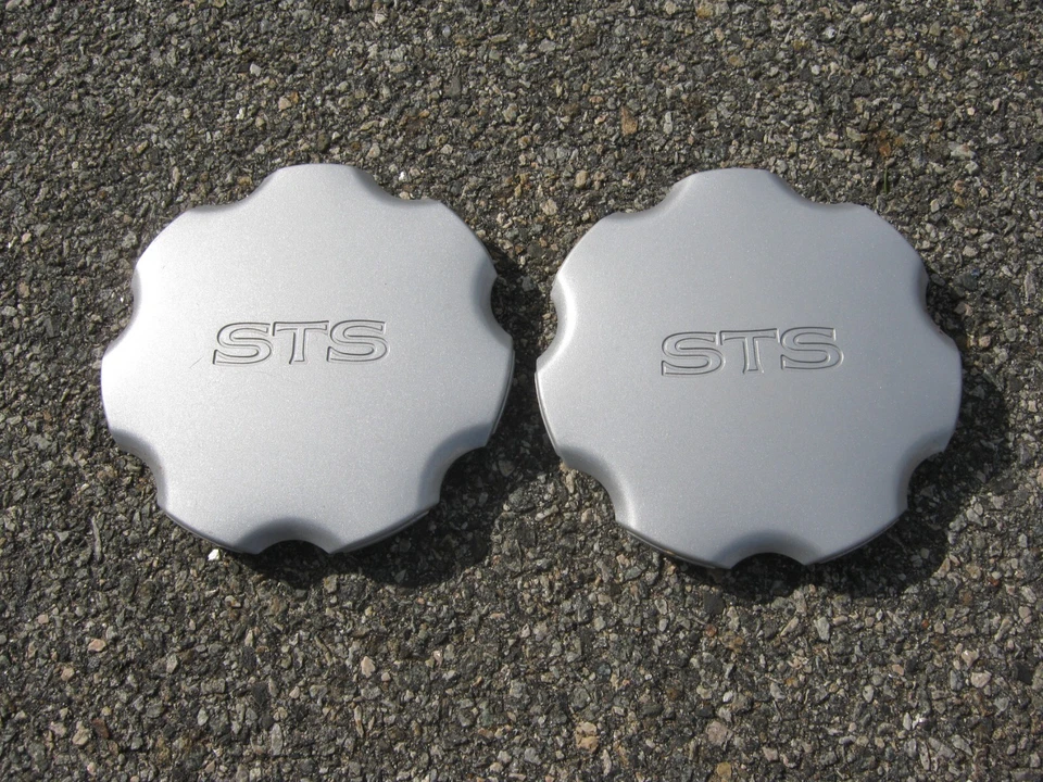 Tapacubos centrales originales 1996 1997 Cadillac Seville STS pintados en plata Foto 4 de 4