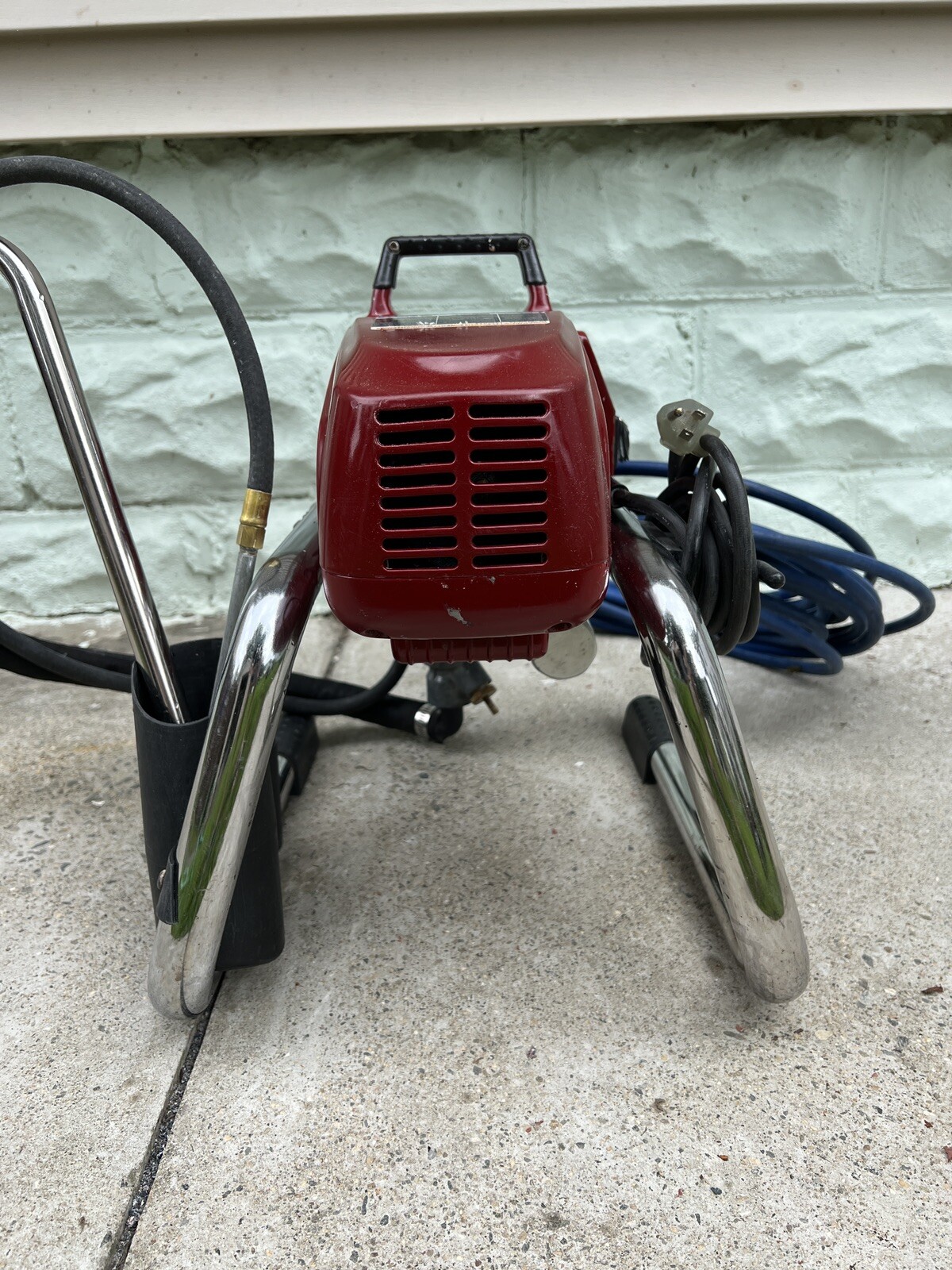 Titan Impact 440 Skid Airless Paint Sprayer eBay