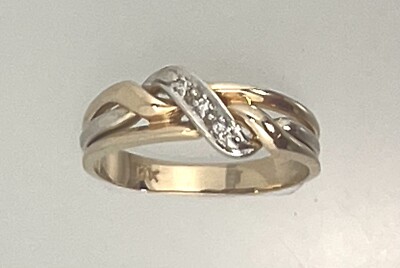 14 Karat zweifarbiger Gold Diamant Ring Größe 8,5