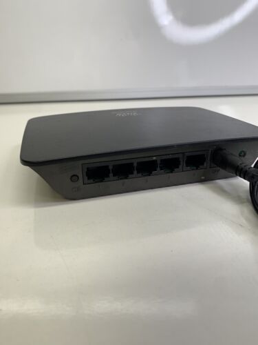 Cisco (SE1500) 5-Port-Ports Network Ethernet Switch - Picture 2 of 3