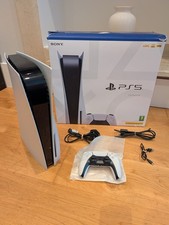 Sony PlayStation 5 Disc Edition 825GB White Gaming Console With Controller