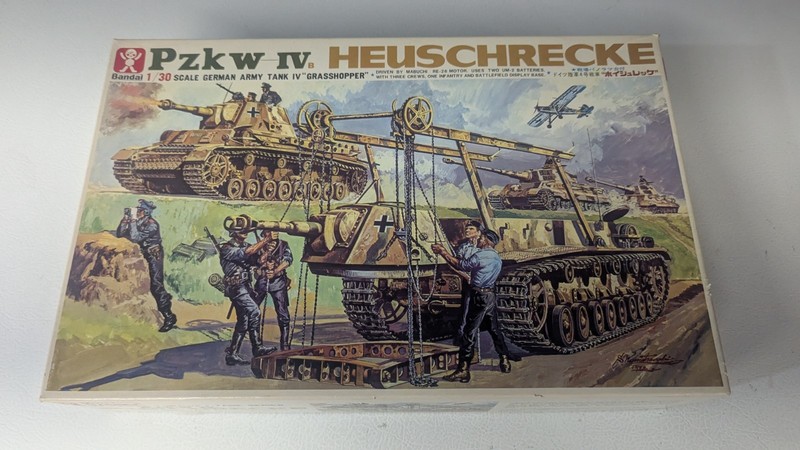 Very Rare - 1970's Bandai WW2 German Pzkw IV Heuschrecke Model Kit - 1/30 scale