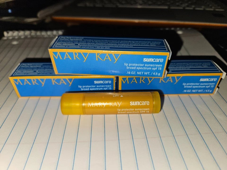 Protetor labial Mary Kay protetor solar amplo espectro FPS 15,16 oz. LOTE DE 3 - Imagem 2 de 4