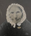 Antique daguerretype portrait older woman in day cap around 1840-1850  — photo 4