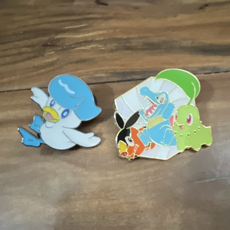 Pokémon Enamel Pin Set Ducklett & Totodile/Chikorita/Cyndaquil