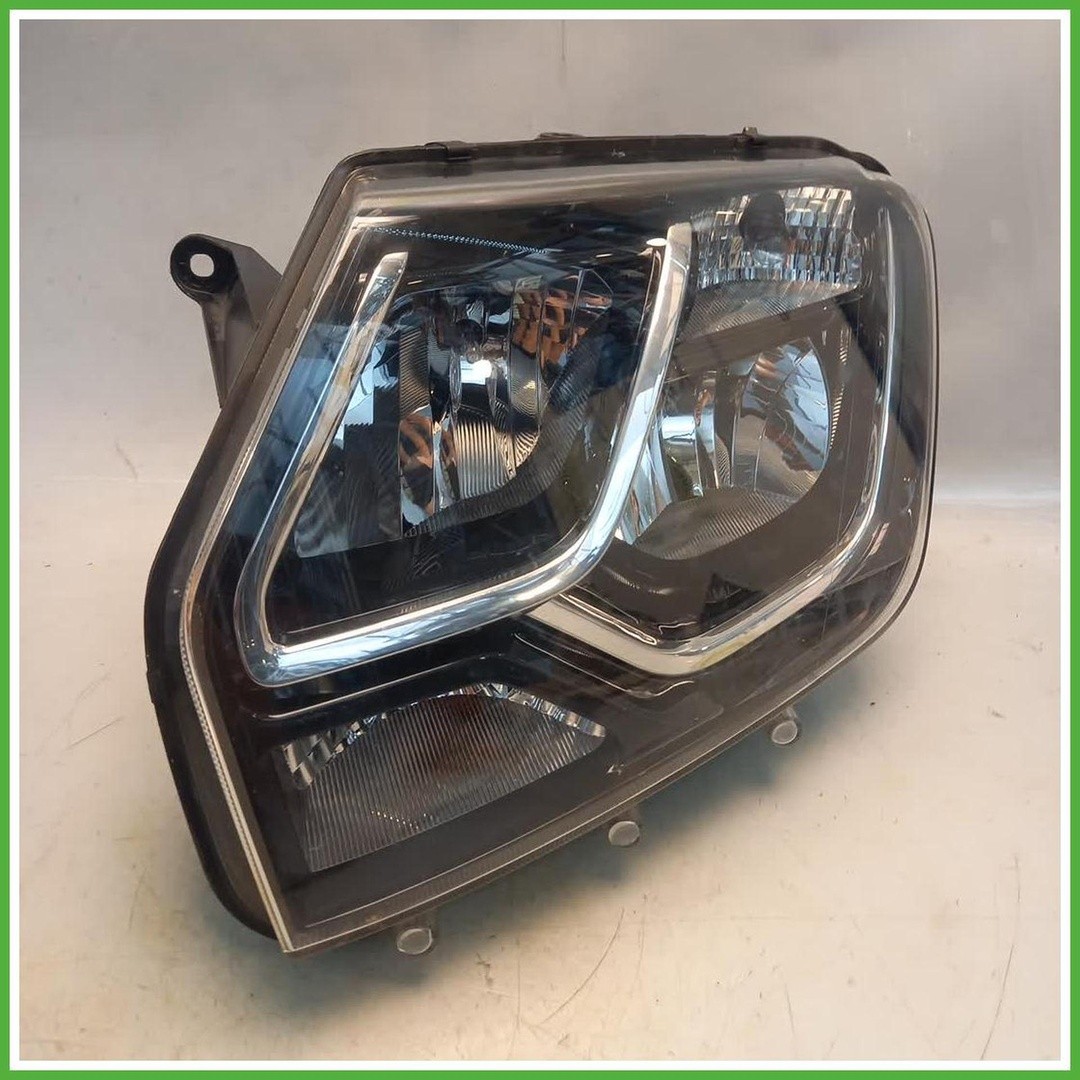 Faro Fanale Proiettore Anteriore Sinistro SX Dacia Duster I 260608209R 2013