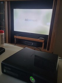 Microsoft Xbox 360 Slim Console 250GB Black System Only