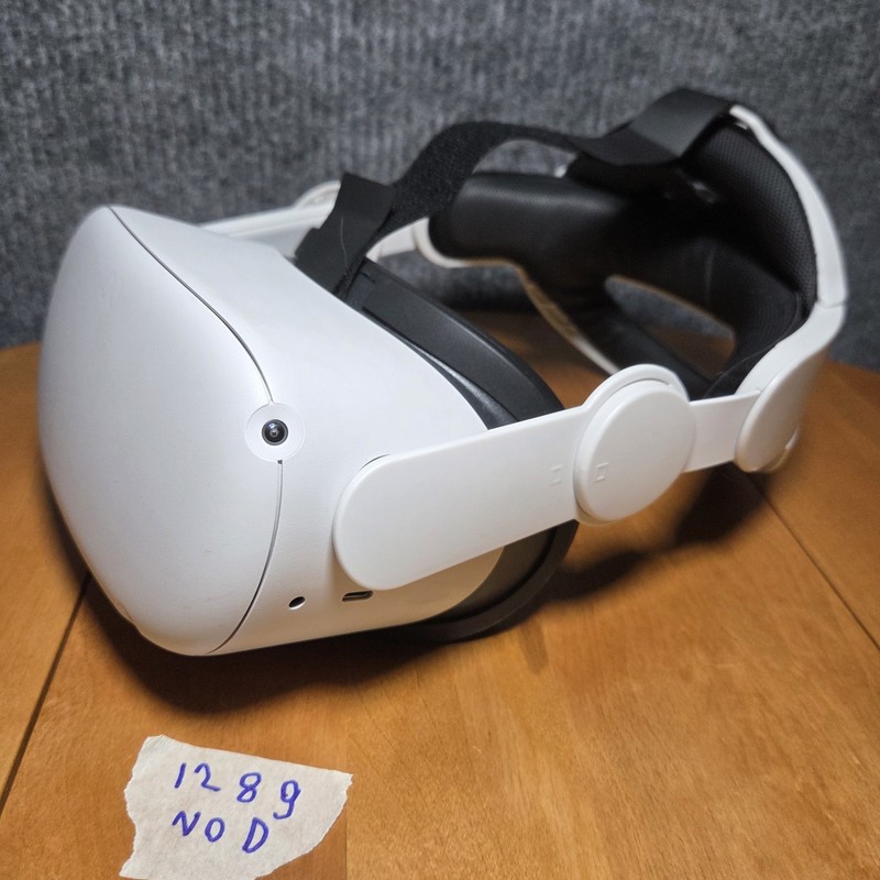 Meta Oculus Quest 2 128gb Headset Only With Elite Strap Factory Reset