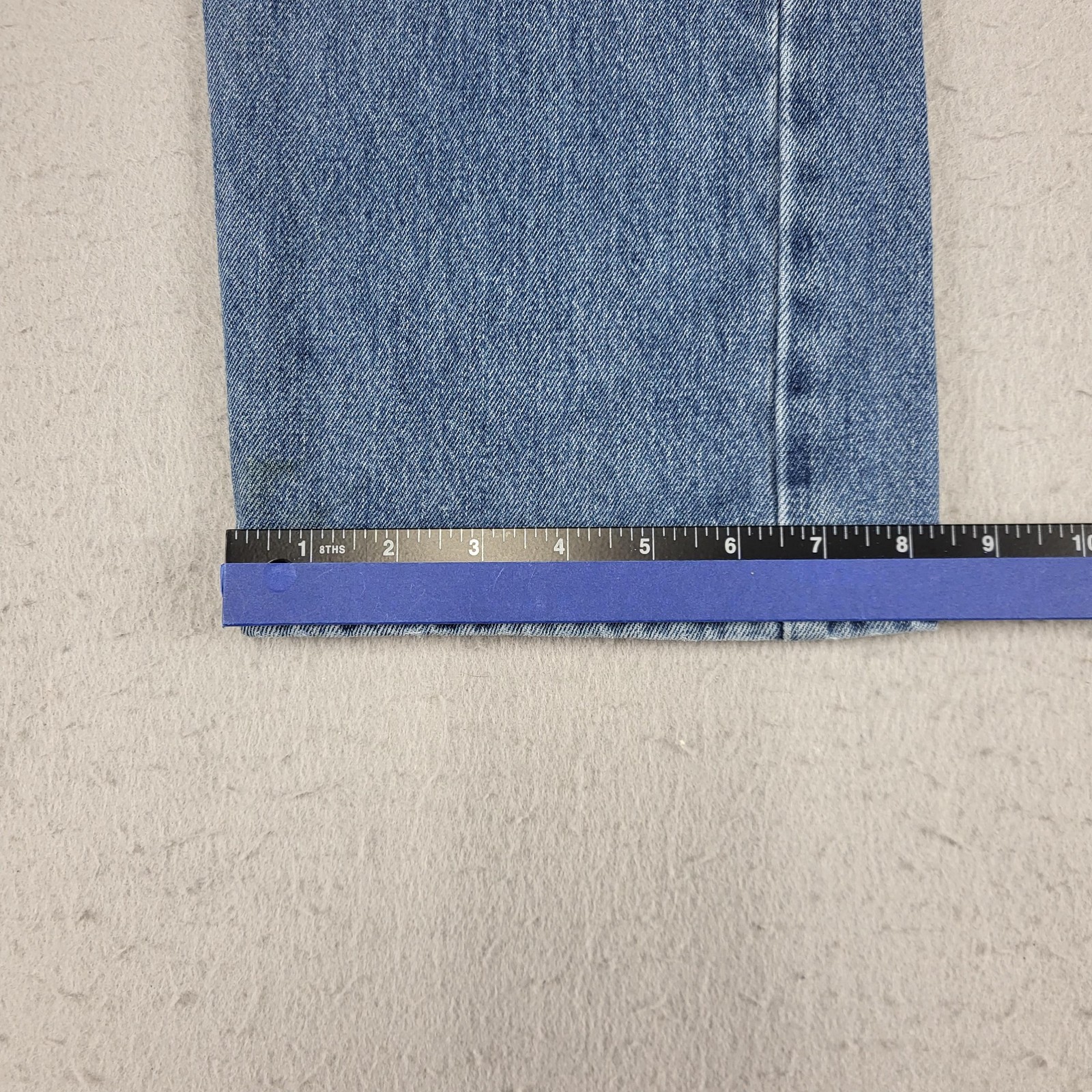 Levis 505 Jeans Mens 38x33 Blue Medium Wash Straight 100% Cotton Tag 38x34 thumbnail 11