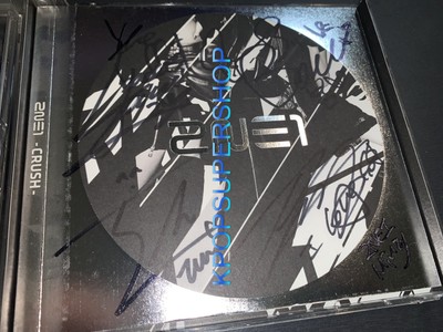 2NE1 New Album Crush Black Ver Autographed Signed CD Photobook