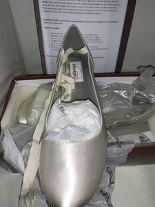 dyeable ballet shoes