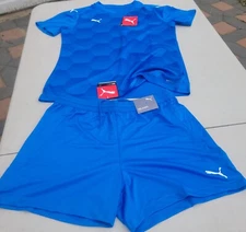Puma Graphic Blue Royal Women team jerseys & shorts