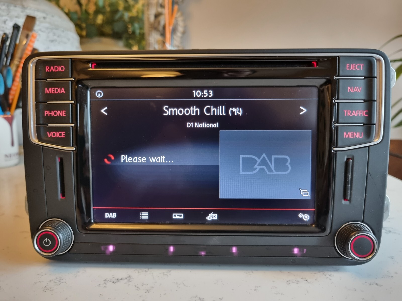 VW Discover Media MIB2 PQ with Carplay USB kit Mic GPS DAB Antennas