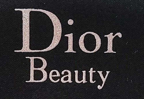AUTÉNTICO CHRISTIAN DIOR TACHUELAS SATÉN COSMÉTICO/BOLSA DE VIAJE NUEVO SIN ETIQUETAS NEGRO - Imagen 10 de 10