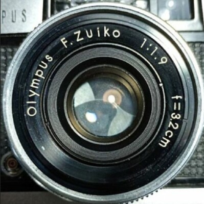 OLYMPUS PEN D Half Frame 35mm Film Camera F.Zuiko 32mm f/1.9