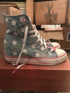 scarpe da ginnastica con stelle