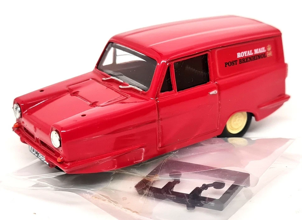 Vanguards 1/43 Reliant Supervan III Royal Mail Post Brenhinol Diecast Model Car - Image 3 of 4