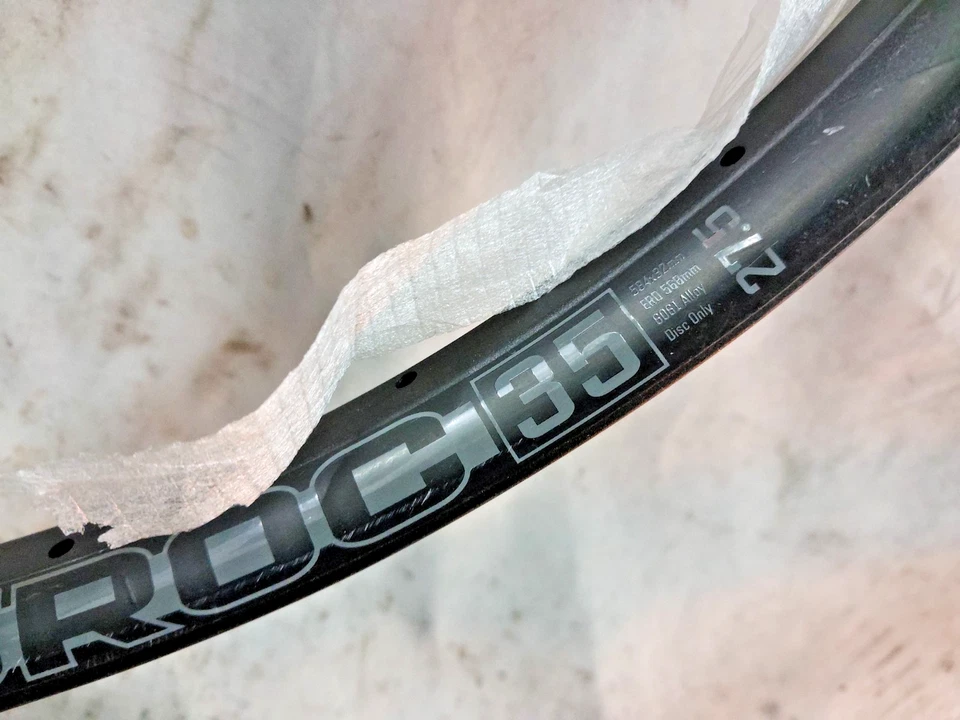 Juego de llantas de bicicleta MTB Sun Ringle Duroc 30 27,5" 650B 32S 584ISO disco doble pared NEGRO Foto 4 de 4