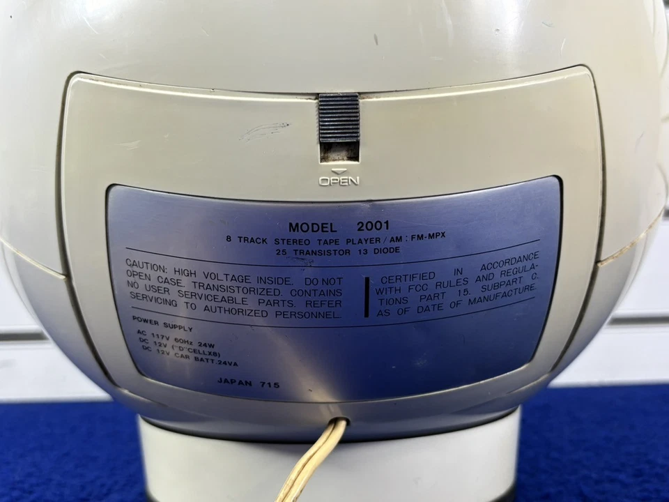 Weltron 2001 Reproductor AM/FM Portátil Vintage 8 Pistas (PKM059352) Foto 3 de 4