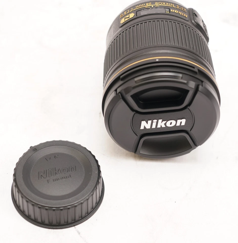 Nikon AF-S NIKKOR 28mm f/1.8G Wide Angle Lens