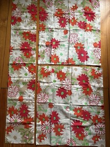 Cute Vintage 70s Homemade Curtains/2 Panels With Valance