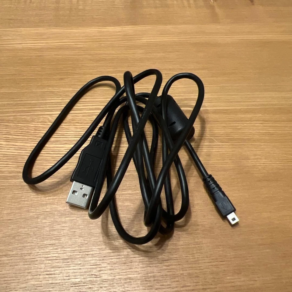 Cámara digital Nikon COOLPIX AW100 impermeable zoom 5x tarjeta SD de 16 GB incluida Foto 3 de 4