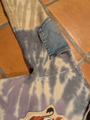 Sudadera Rey León Rehecha, 3 Artículos Reciclados y Reciclados, Grande, Envío Gratis - Imagen 9 de 12