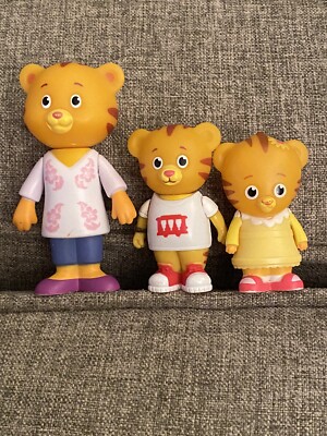 Mr. Rogers Daniel Tiger Neighborhood Family Mom Daniel Sister Toy Figure