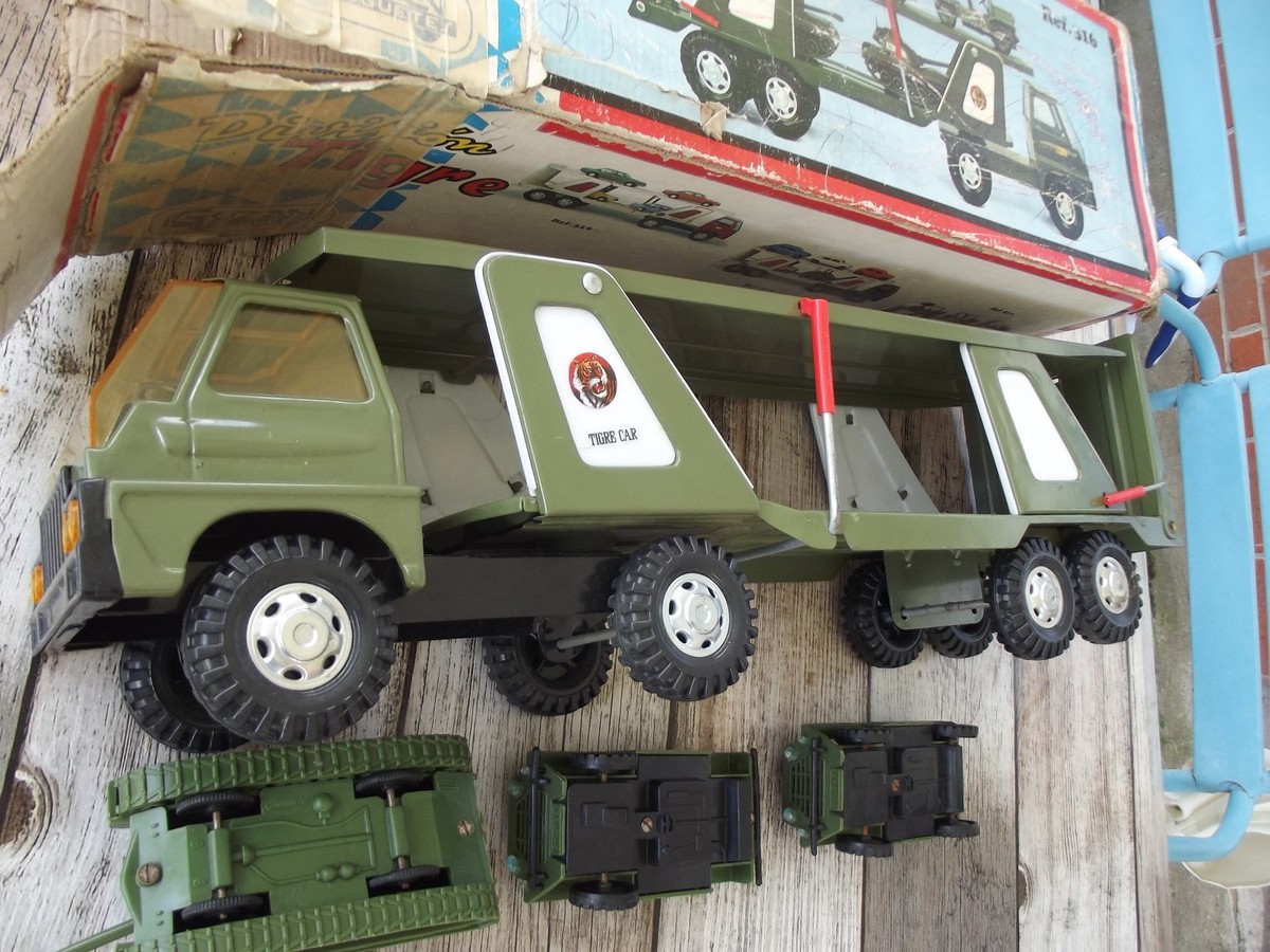 Lot De 3 Anciens Jouets Militaires En Tôle - Marques Unis, VEBE, France, à Restaurer, Vintage