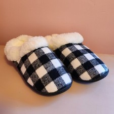 Women's Sonoma Goods Faux Fur Buffalo Plaid Clog Slippers Medium 7 - 8 Black Wht