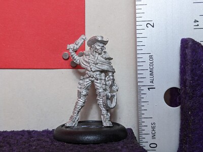 Wyrd WYR1002 Samael Hopkins - Witch Hunter Miniature Fantasy