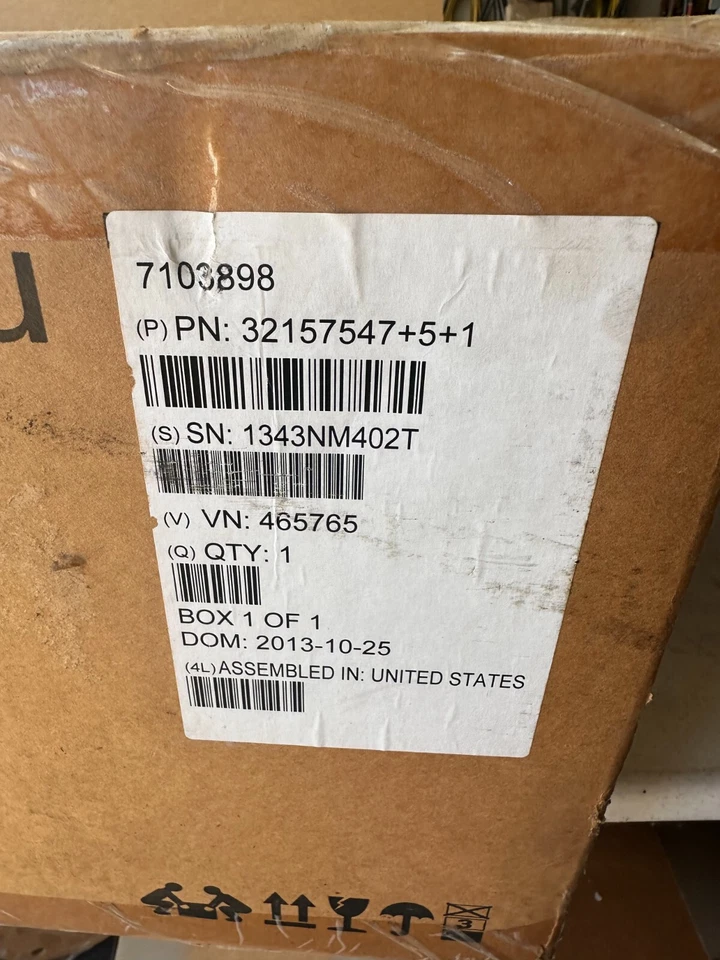 SUN ORACLE DE2-24P DISK DRIVE ASSEMBLY, 20X SAS2 900GB/10K RPM, 2X SAS2 73GB - Image 4 of 4