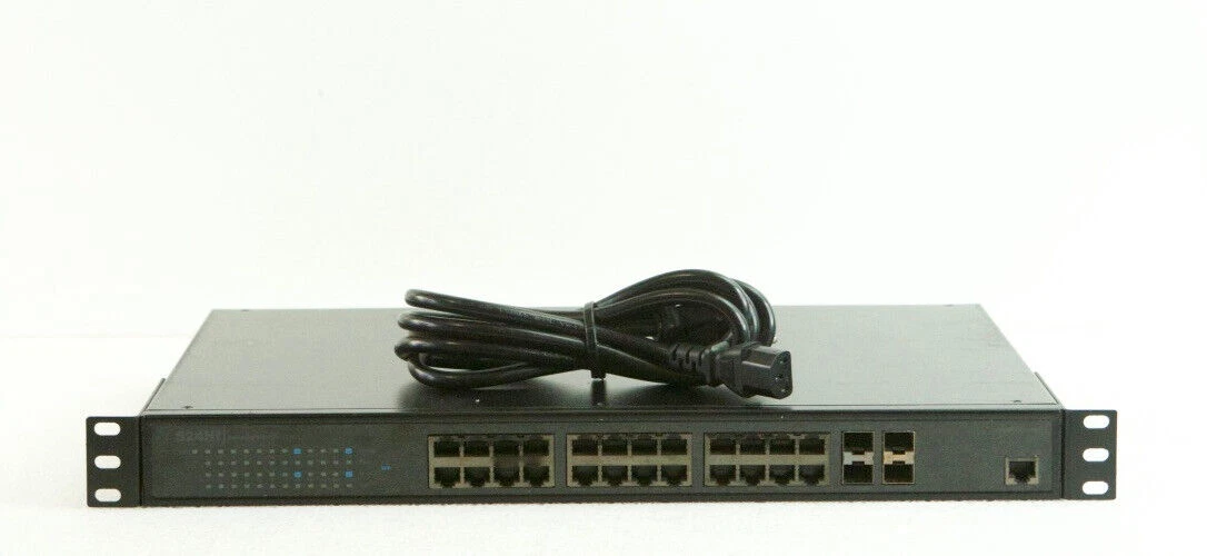 Switch Pakedge S26e 24 Ports Gigabit – 2 Ports SFP – Bon état – Fonctionnel