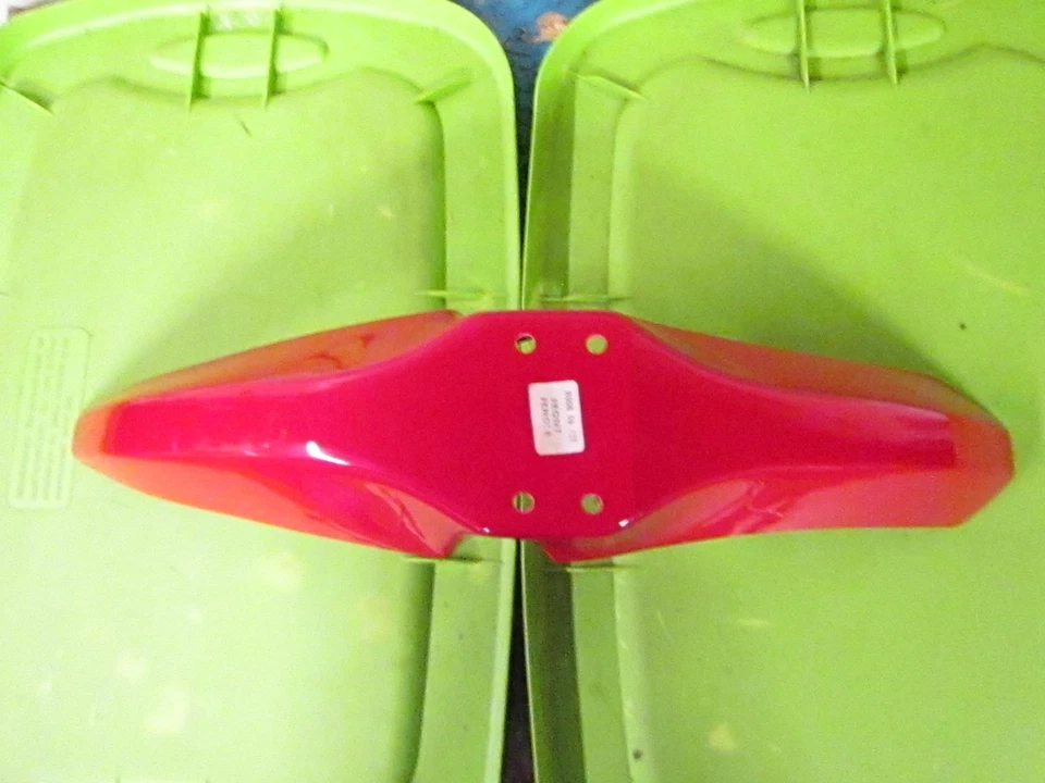 Guardabarros delantero Rickman Montesa NOS 250 53M 63M 73M Cappra rojo p/n R008 06 131 Foto 2 de 4