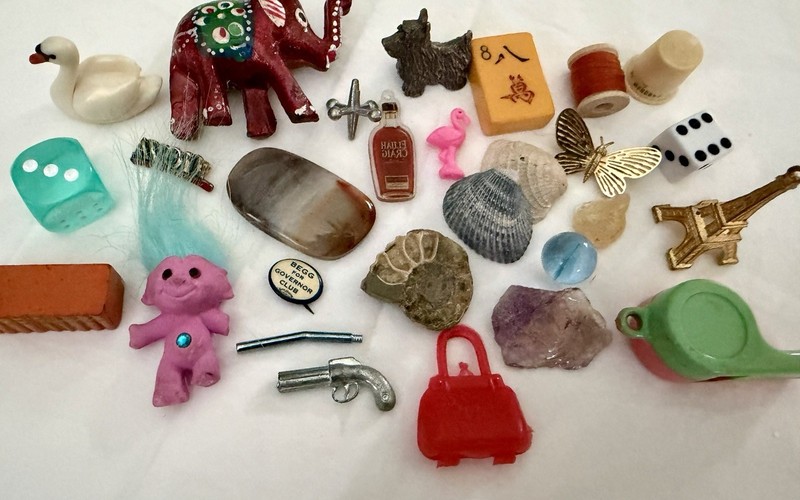 Miniature Trinket Items For Trinket Shelf  Lot Toys Game 28 Pieces Vintage Tiny