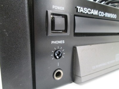 Tascam CD-RW900 Professional CD Rewritable Recorder - FOR PARTS