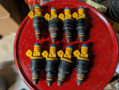 #ad Ford Yellow Top Injectors OEM Set of 8 pulled from Running Engine $50.00